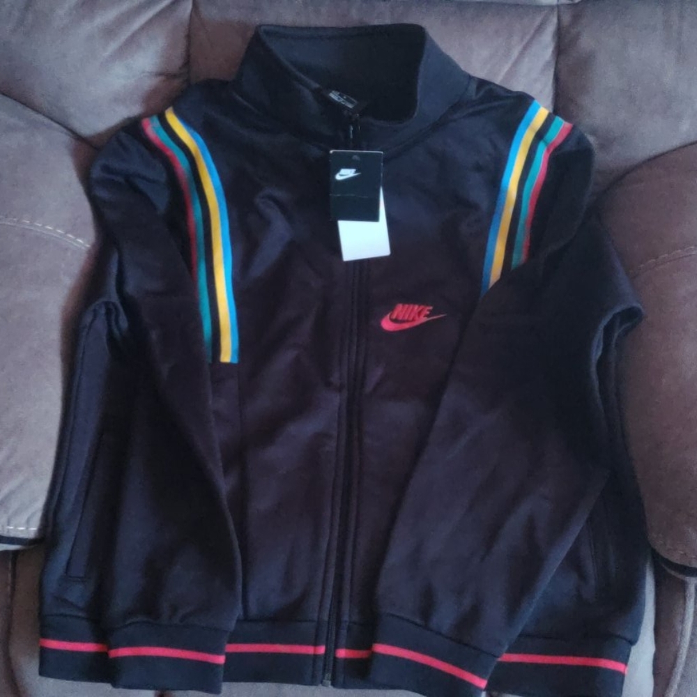 NIKE TRACK JACKET - Picture 1 of 5